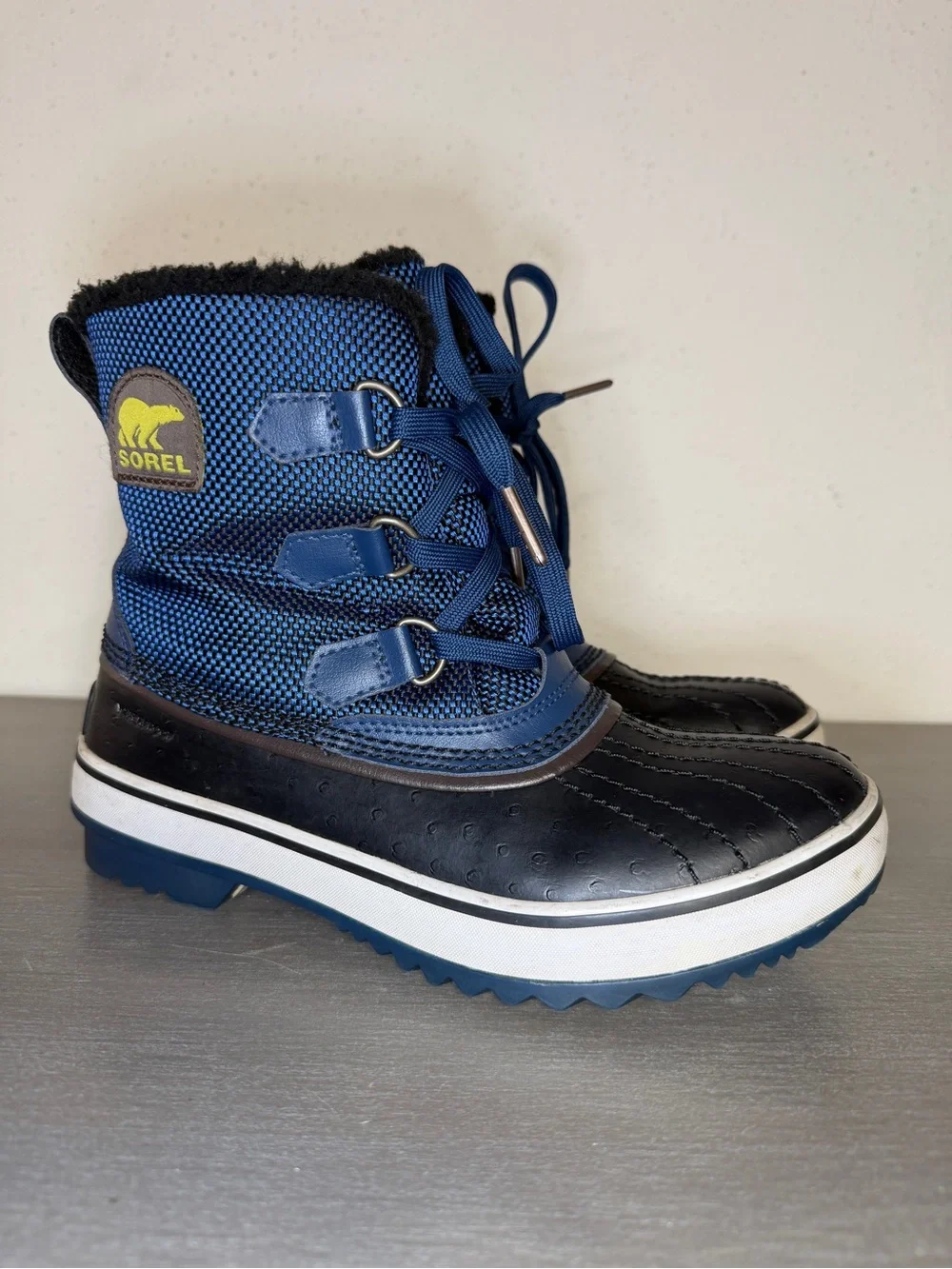 Sorel Black Ostrich Print/ Blue Waterproof Winter Snow Boots Womens Sz 6.5